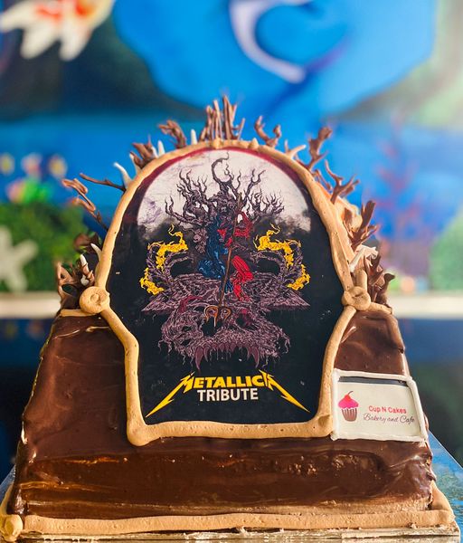 Tribute to Metallica, Customized event cake